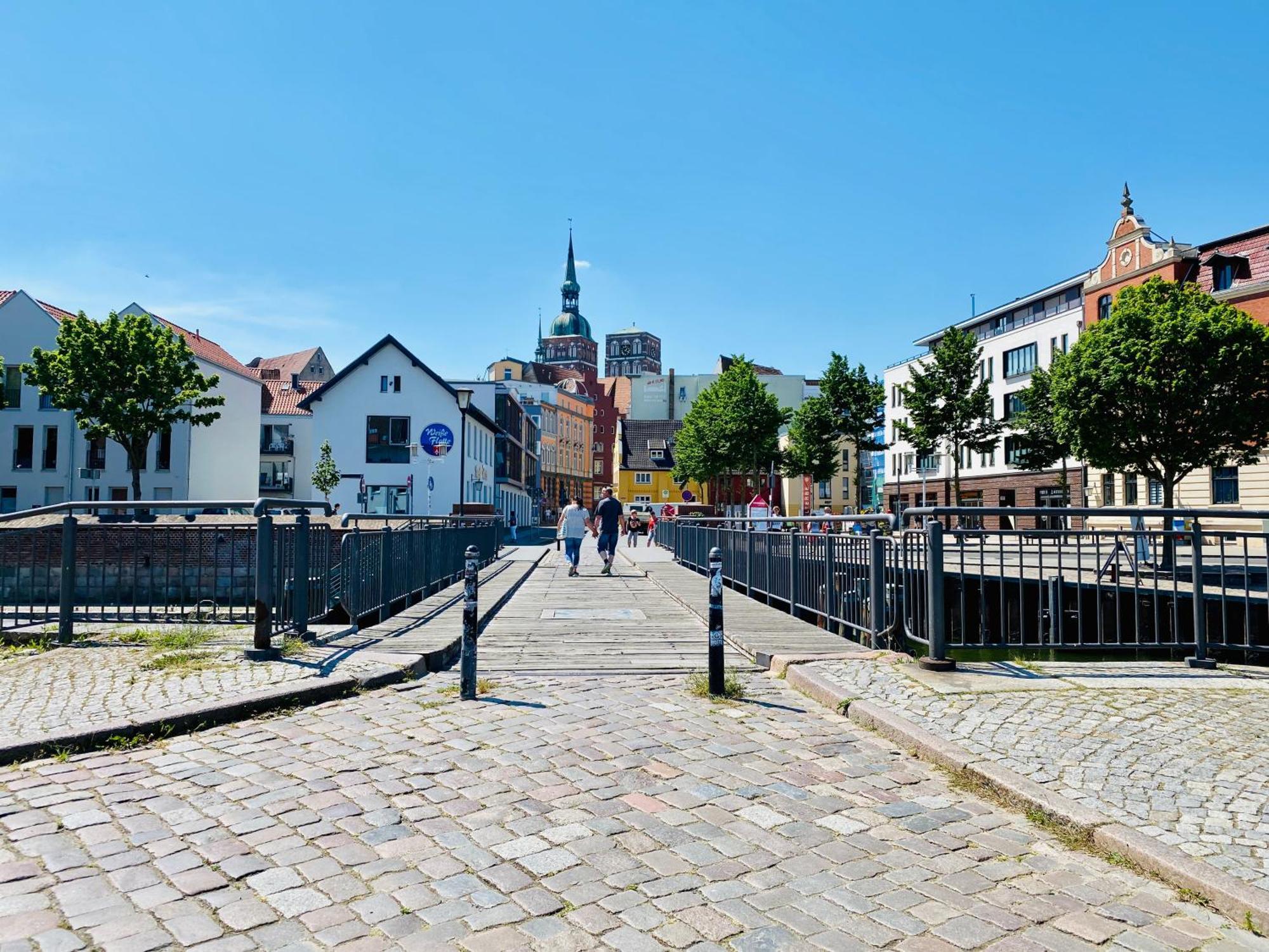 Hafencity App No 1 ชตราลซุนด์ ภายนอก รูปภาพ